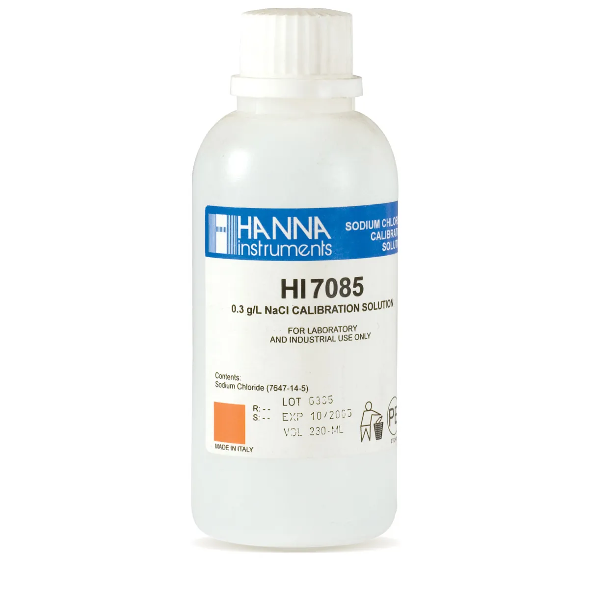 0.3 g/L NaCl Standard Solution (230 mL Bottle) — Hanna Instruments