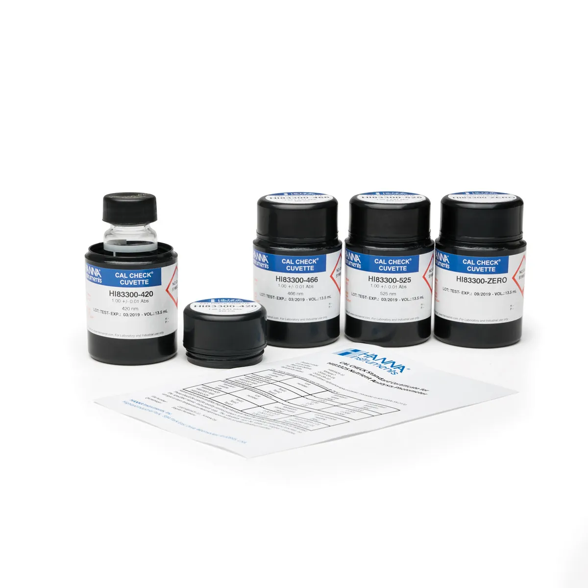 CAL Check Cuvette Kit for HI83325 Nutrient Analysis Photometer — main photograph