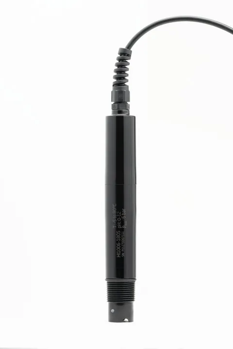 pH and Temperature Industrial Smart Probes — main photograph