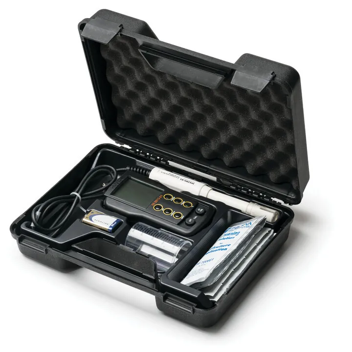 pH/EC/TDS/Temperature meter with CAL Check — view 2