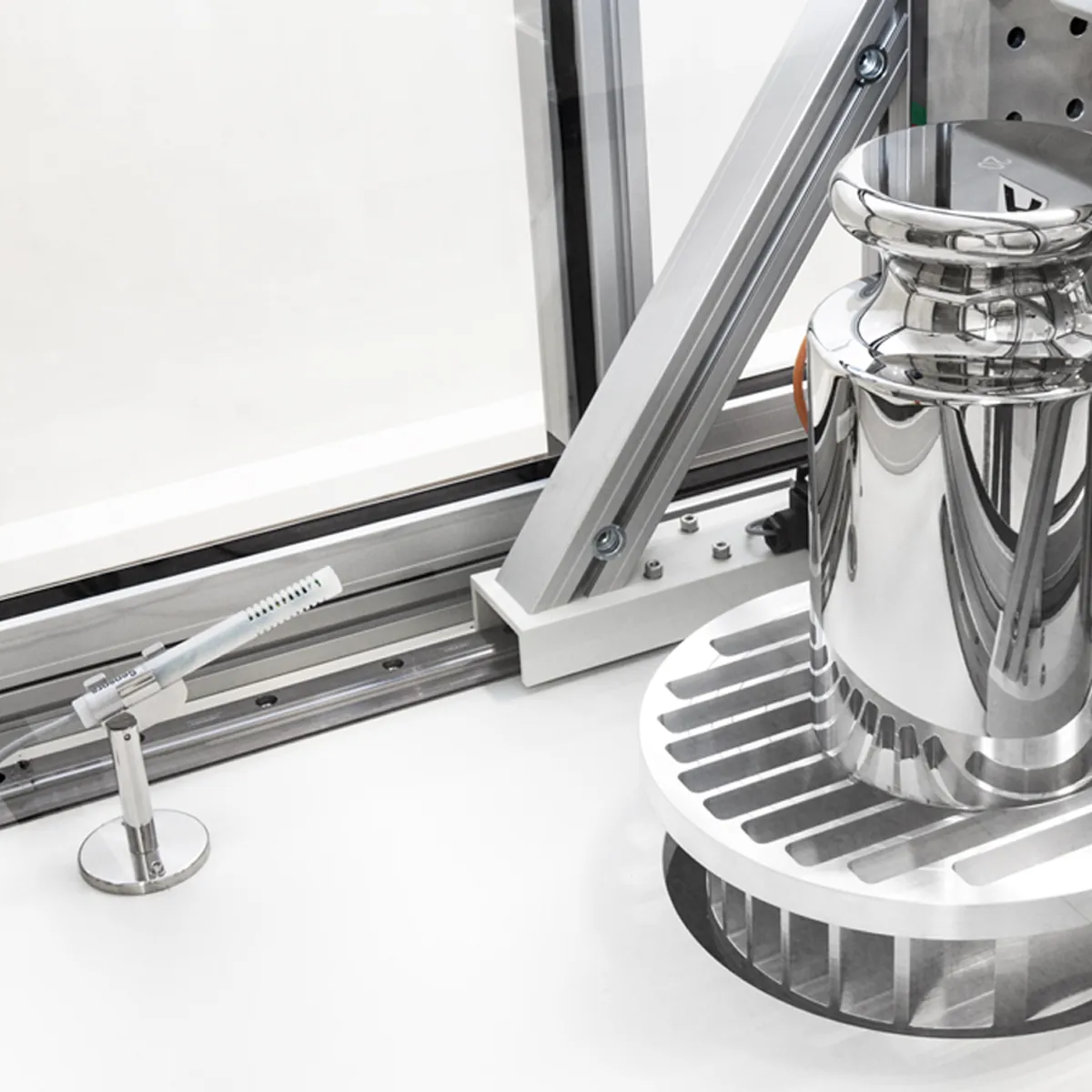 AKM-2.20.5Y Automatic Mass Comparators — view 3