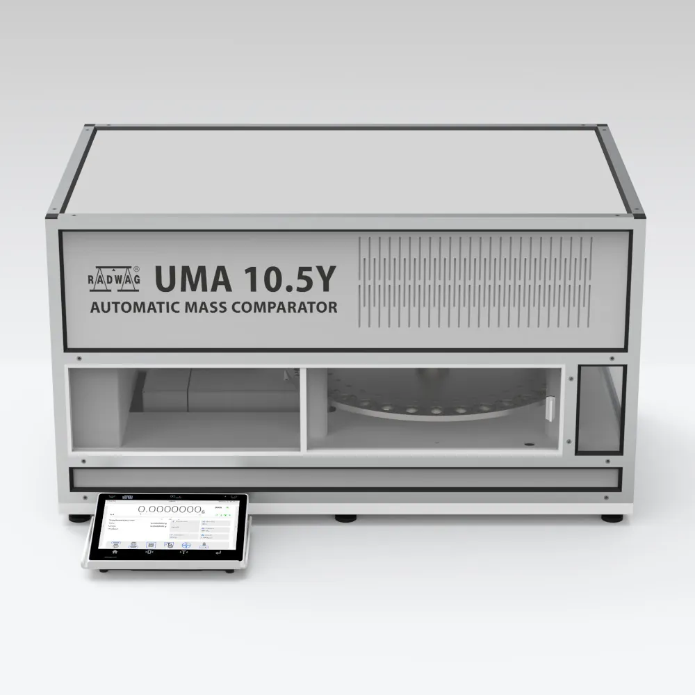 UMA 10.5Y Automatic Mass Comparator — main photograph